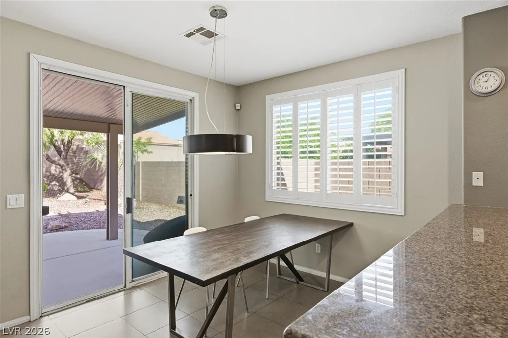 7955 Prairie River, Las Vegas, NV 89113