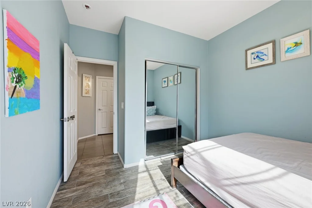 7955 Prairie River, Las Vegas, NV 89113