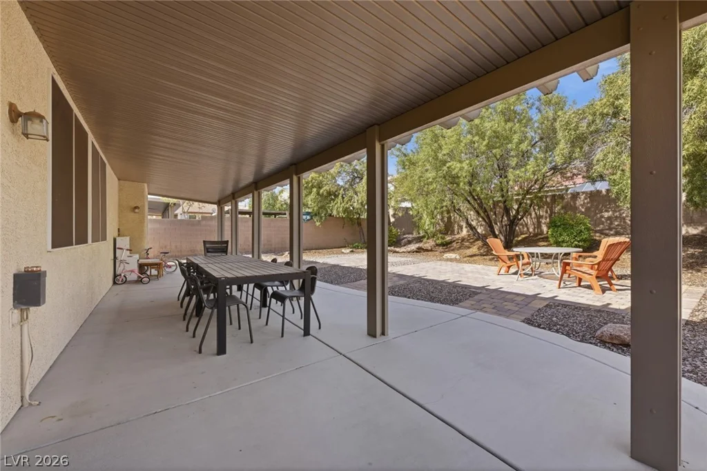 7955 Prairie River, Las Vegas, NV 89113