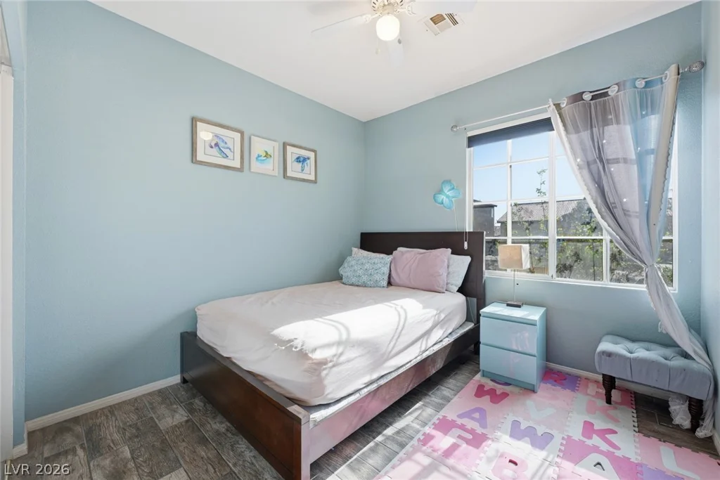 7955 Prairie River, Las Vegas, NV 89113