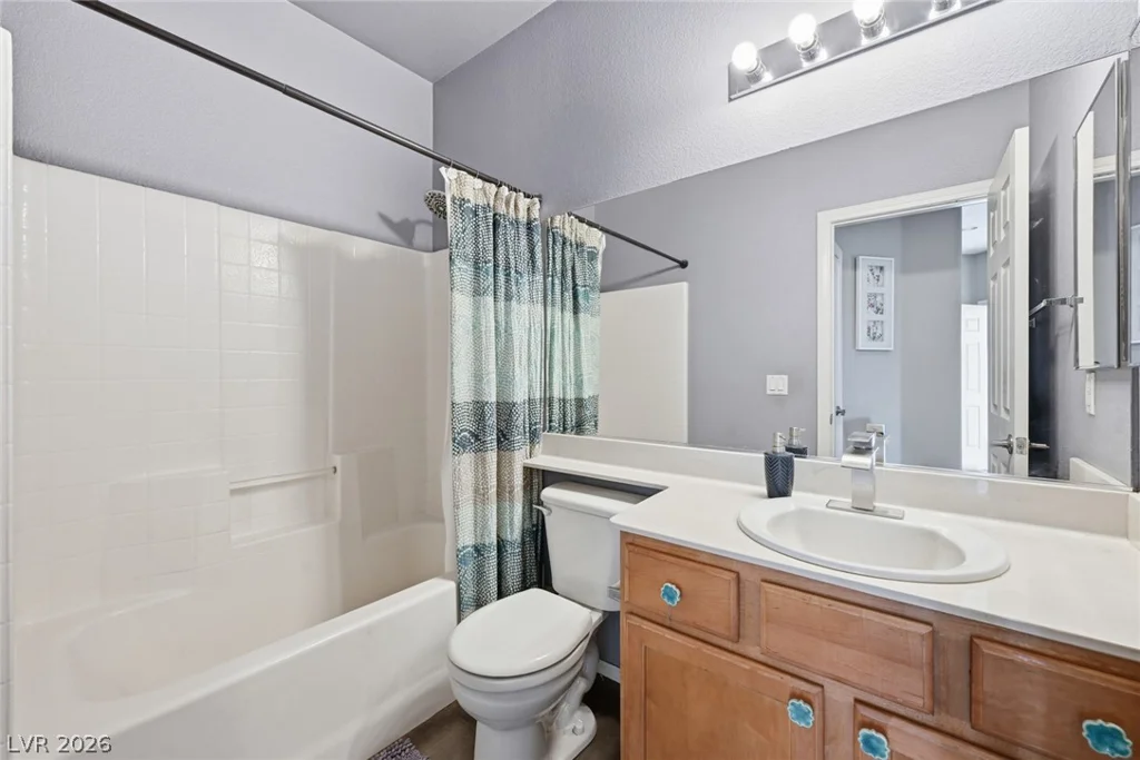 7955 Prairie River, Las Vegas, NV 89113