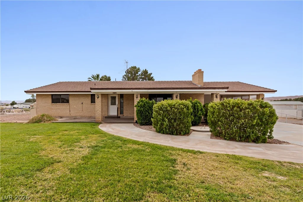 1665 Whipple, Logandale, NV 89021