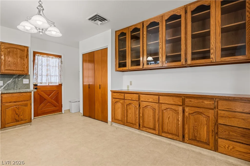1665 Whipple, Logandale, NV 89021