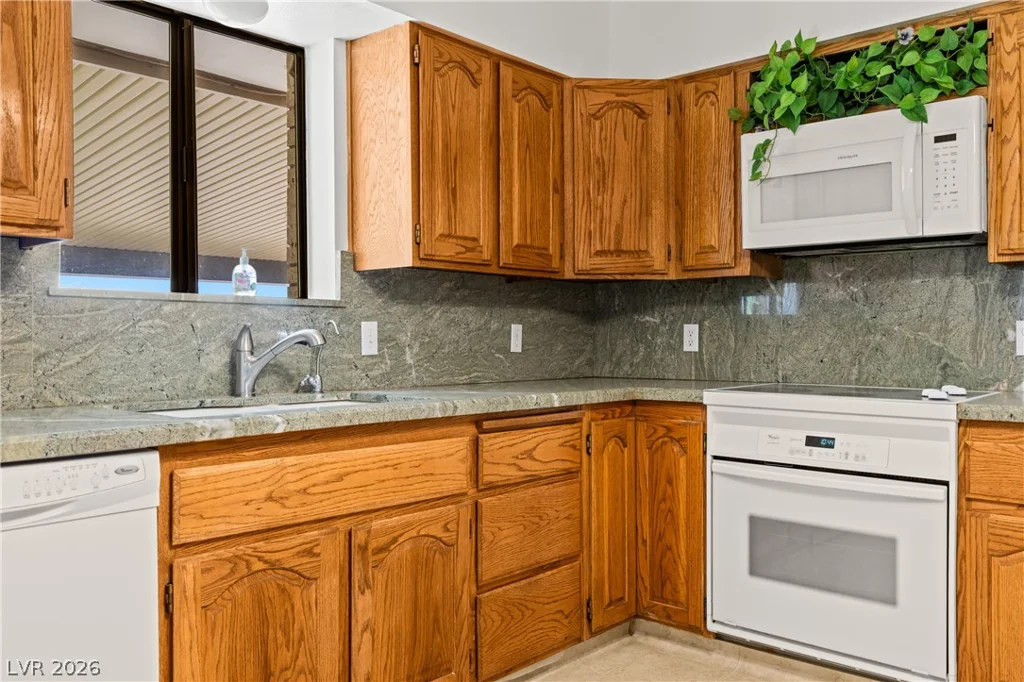 1665 Whipple, Logandale, NV 89021