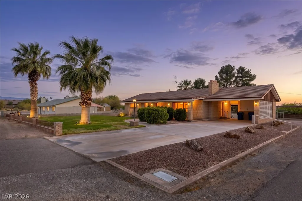1665 Whipple, Logandale, NV 89021