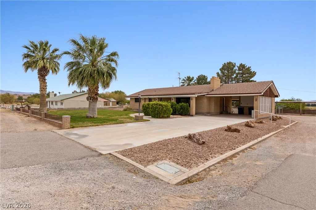 1665 Whipple, Logandale, NV 89021
