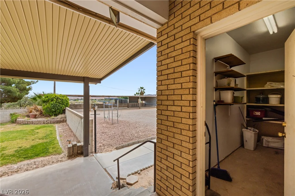 1665 Whipple, Logandale, NV 89021