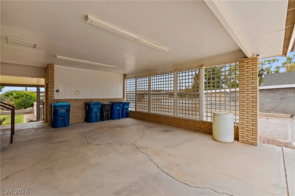 1665 Whipple, Logandale, NV 89021