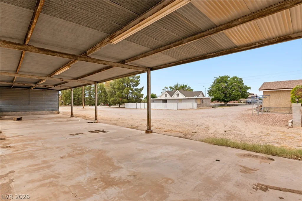 1665 Whipple, Logandale, NV 89021