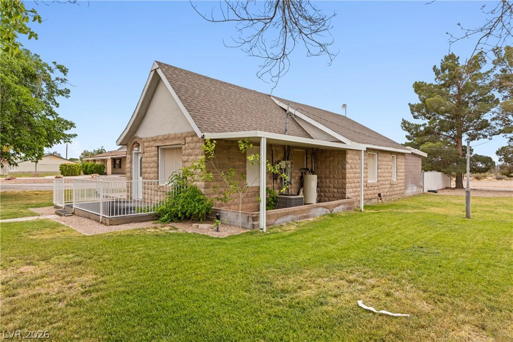 1665 Whipple, Logandale, NV 89021