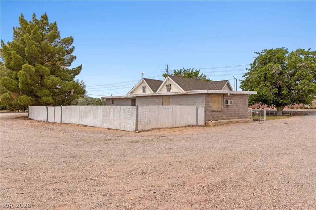 1665 Whipple, Logandale, NV 89021