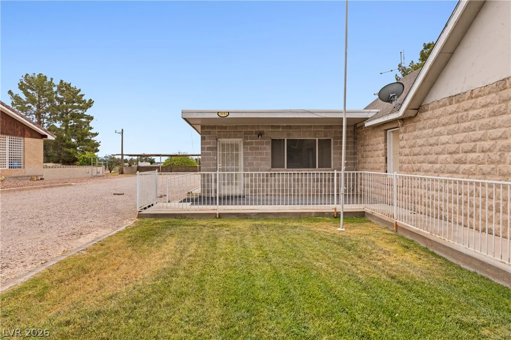 1665 Whipple, Logandale, NV 89021