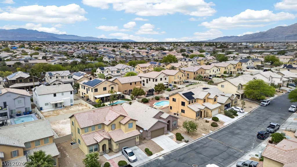 4833 Quartz Crest, North Las Vegas, NV 89081