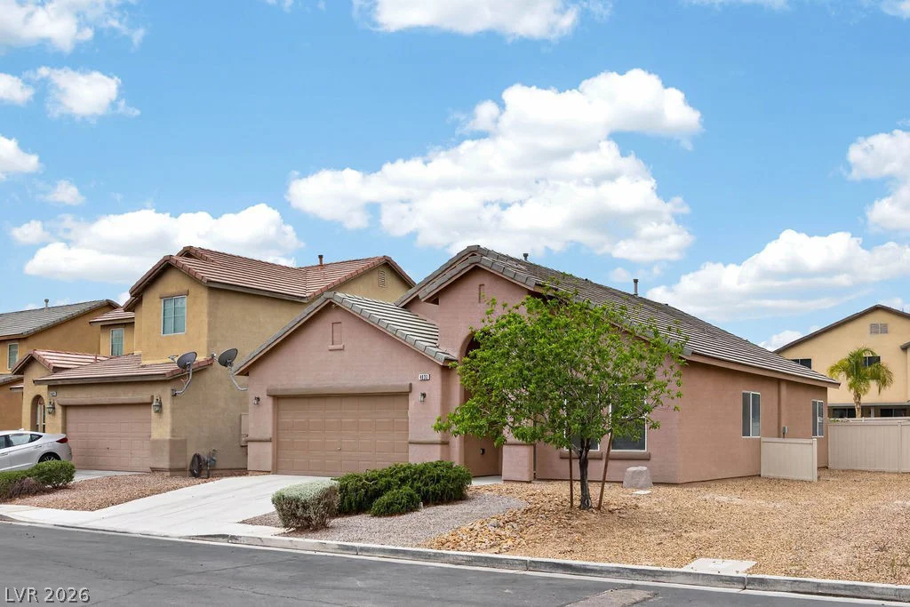 4833 Quartz Crest, North Las Vegas, NV 89081