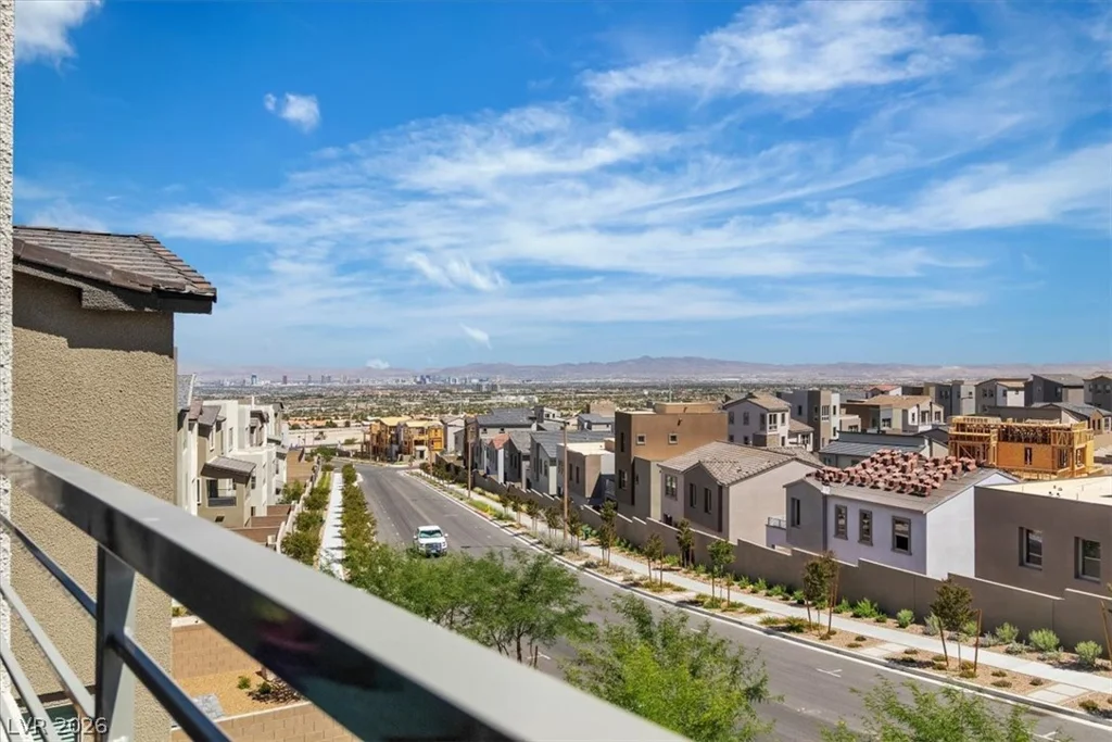 11695 Gentle Birdsong, Las Vegas, NV 89138