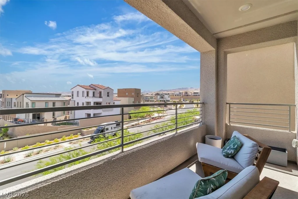 11695 Gentle Birdsong, Las Vegas, NV 89138