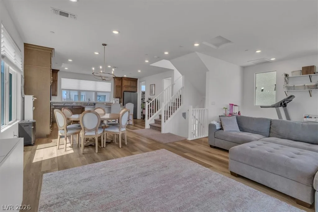 11695 Gentle Birdsong, Las Vegas, NV 89138