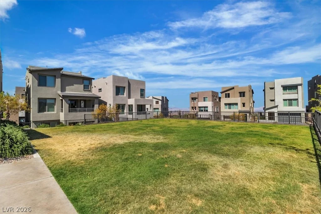 11695 Gentle Birdsong, Las Vegas, NV 89138