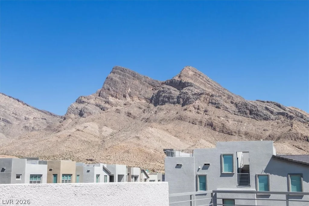 11695 Gentle Birdsong, Las Vegas, NV 89138