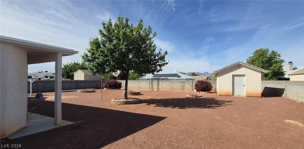 5241 Graystone, Pahrump, NV 89061