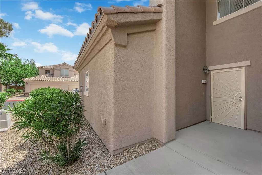 6655 Flaminian, North Las Vegas, NV 89084