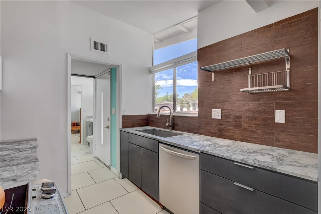 1995 Caballero, Las Vegas, NV 89169