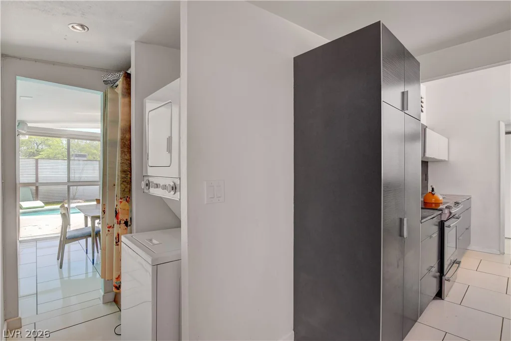 1995 Caballero, Las Vegas, NV 89169