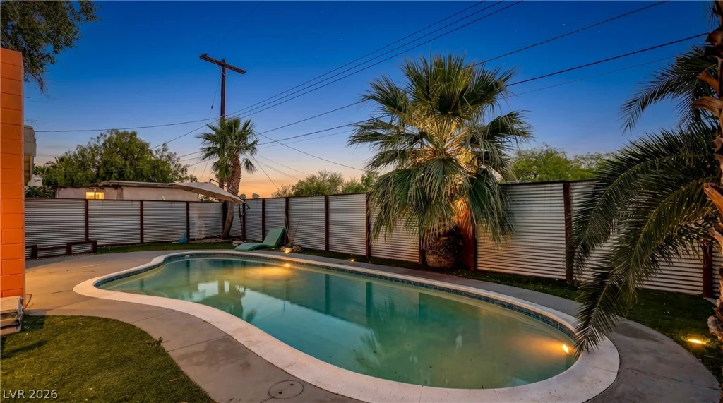 1995 Caballero, Las Vegas, NV 89169