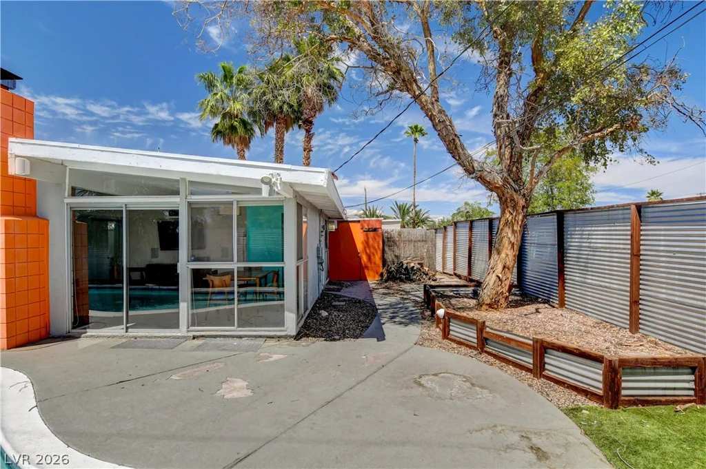 1995 Caballero, Las Vegas, NV 89169