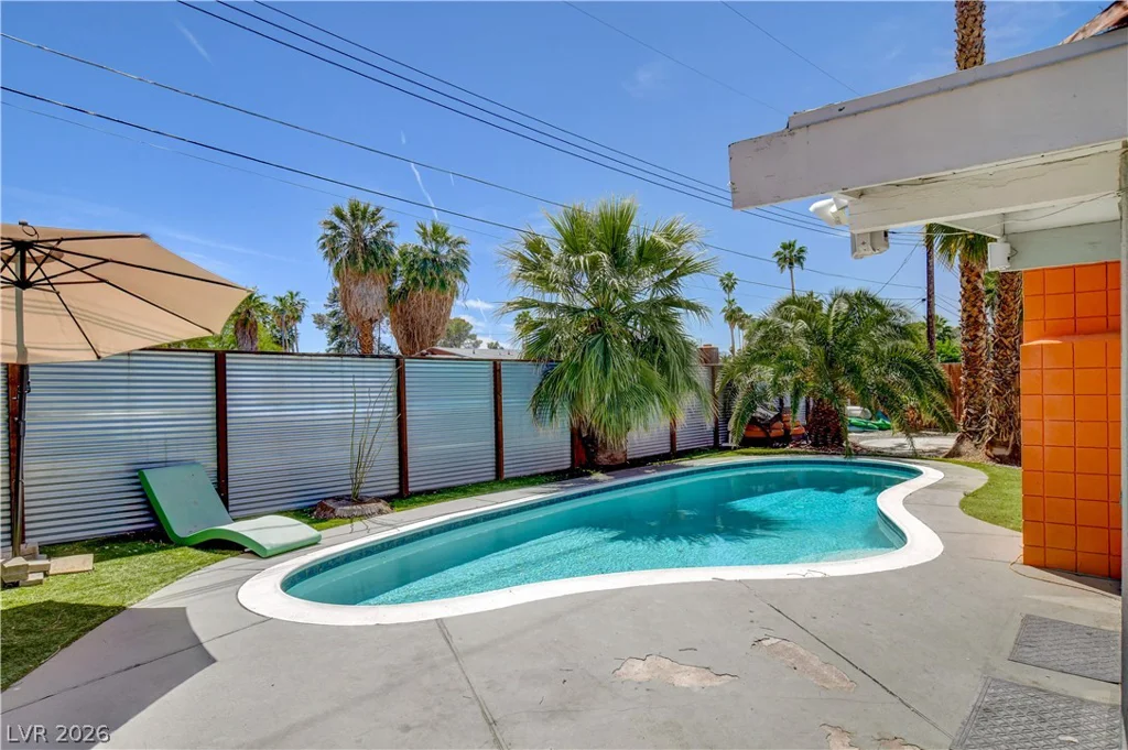 1995 Caballero, Las Vegas, NV 89169
