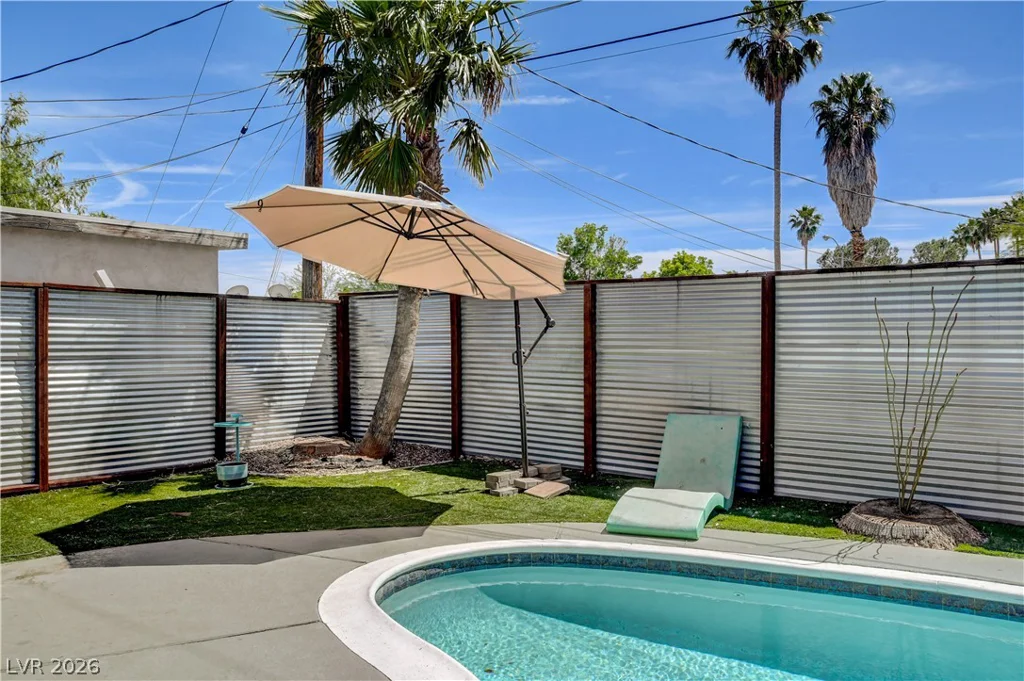 1995 Caballero, Las Vegas, NV 89169