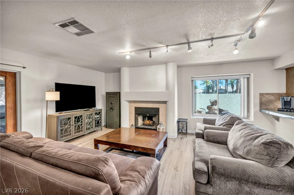 399 Award, Henderson, NV 89014