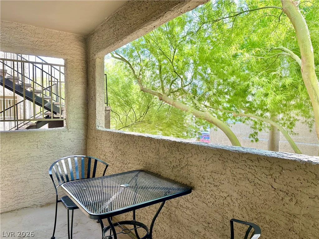 4200 Valley View, Las Vegas, NV 89103