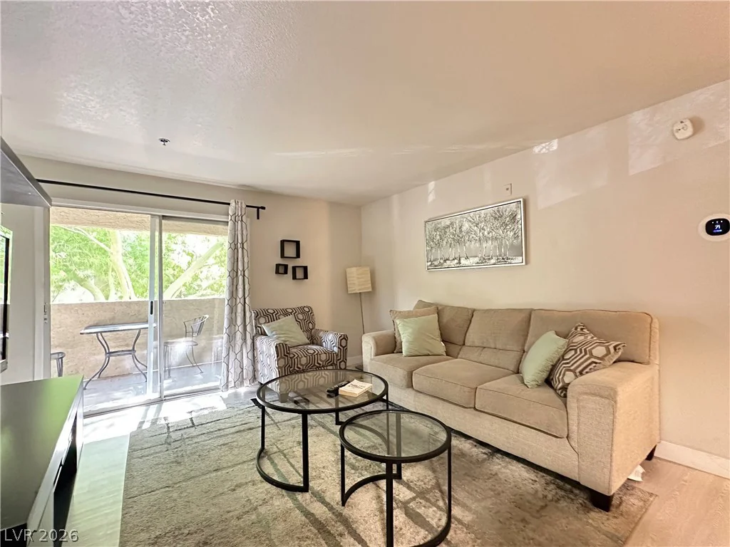 4200 Valley View, Las Vegas, NV 89103