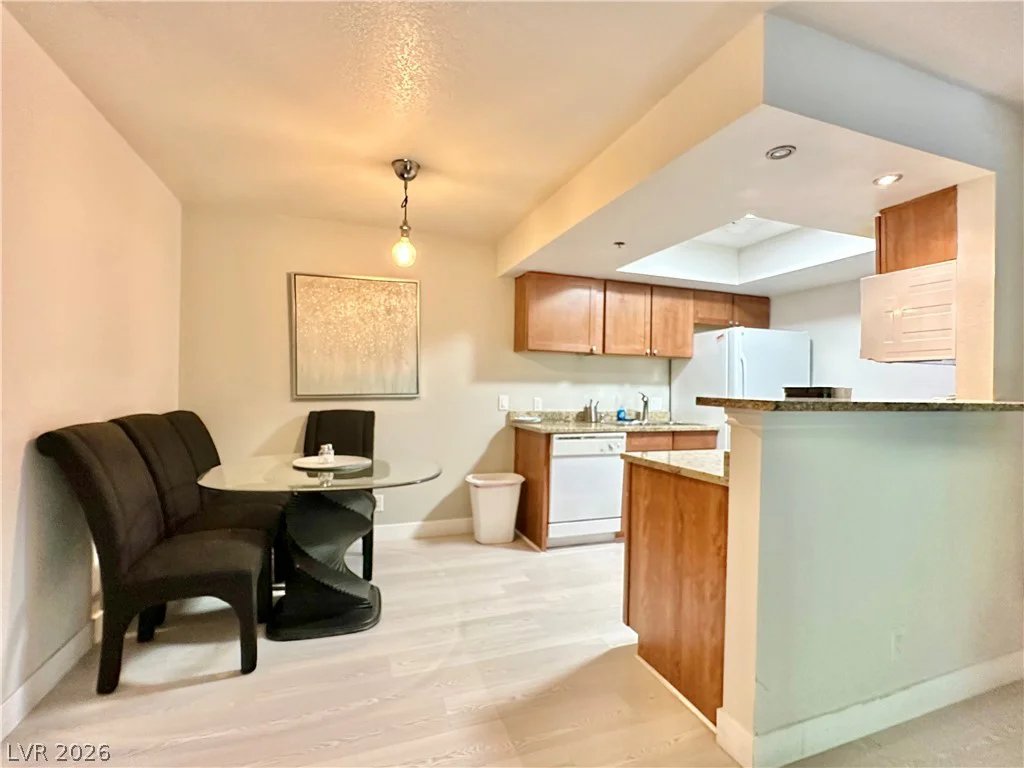 4200 Valley View, Las Vegas, NV 89103