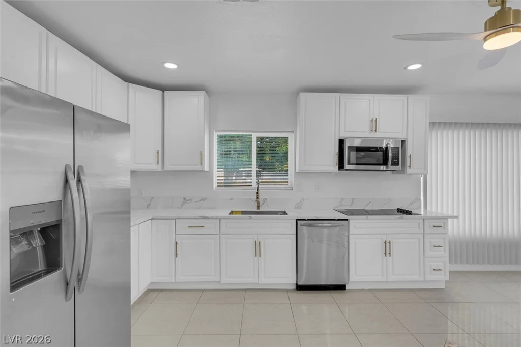 3200 Oakey, Las Vegas, NV 89102