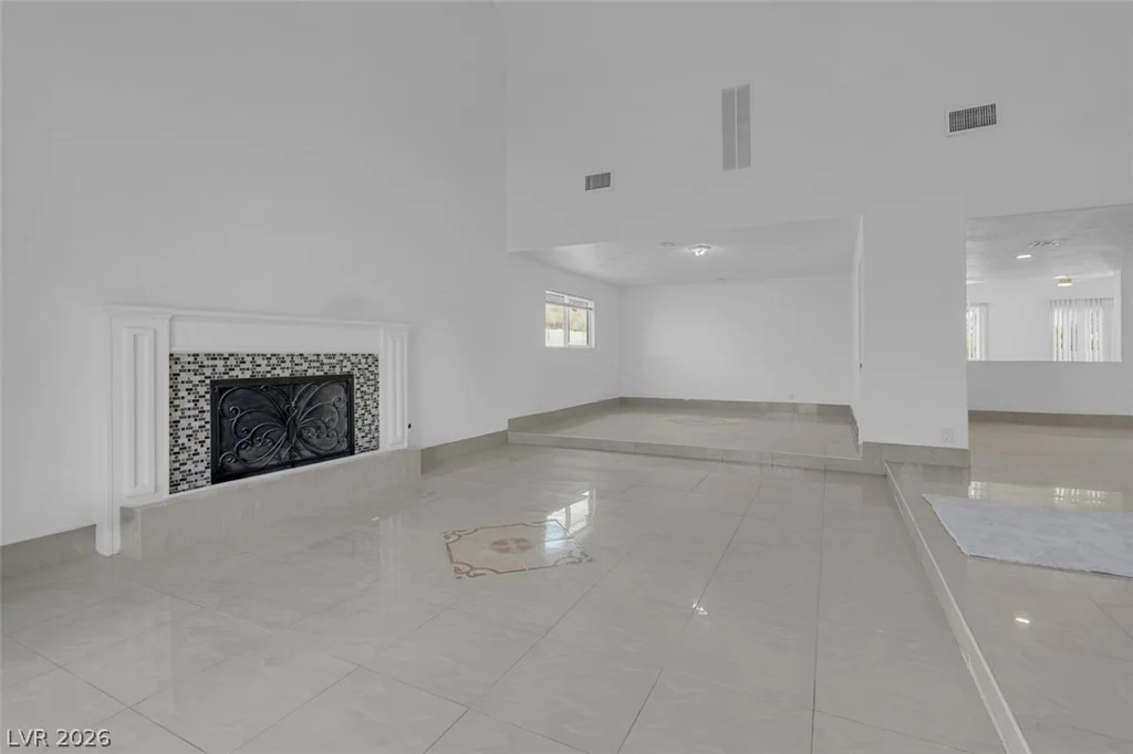 3200 Oakey, Las Vegas, NV 89102