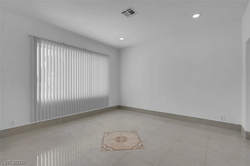 3200 Oakey, Las Vegas, NV 89102