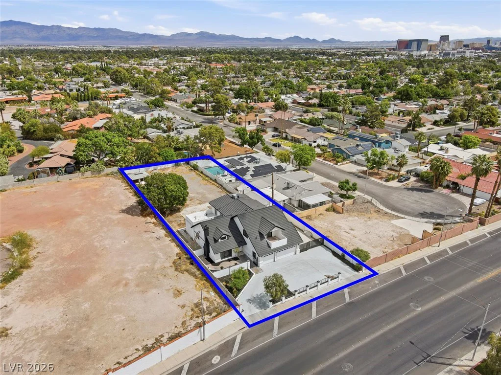 3200 Oakey, Las Vegas, NV 89102