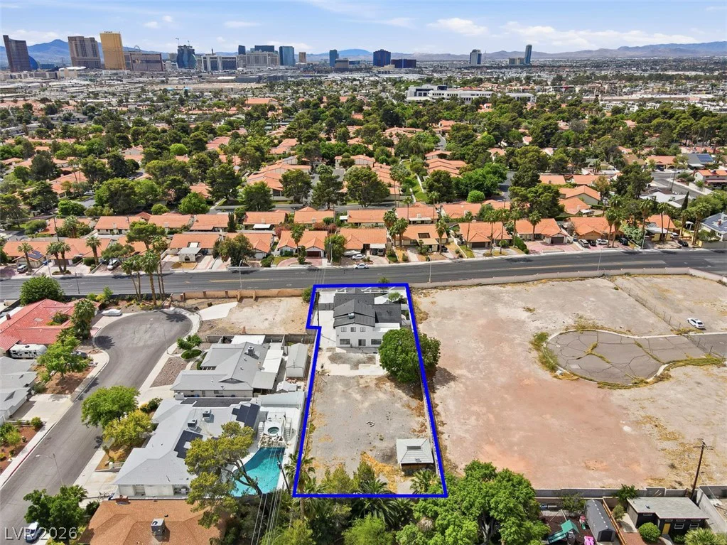 3200 Oakey, Las Vegas, NV 89102