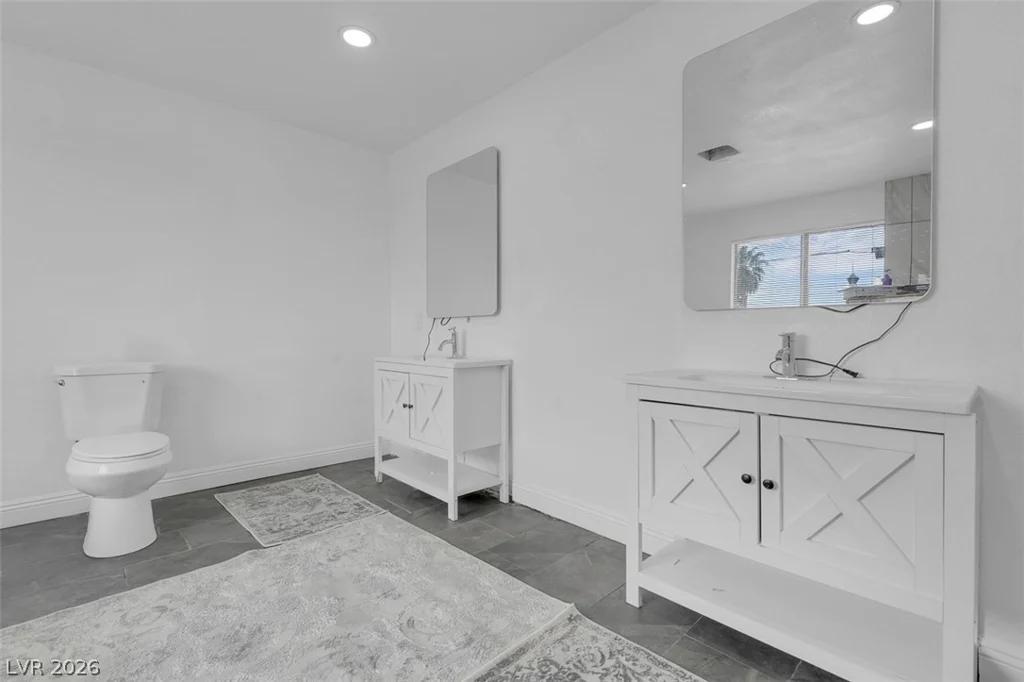 3200 Oakey, Las Vegas, NV 89102