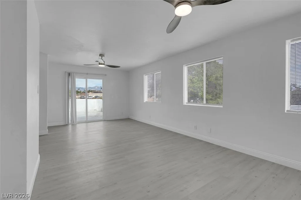 3200 Oakey, Las Vegas, NV 89102