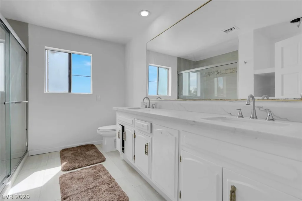3200 Oakey, Las Vegas, NV 89102