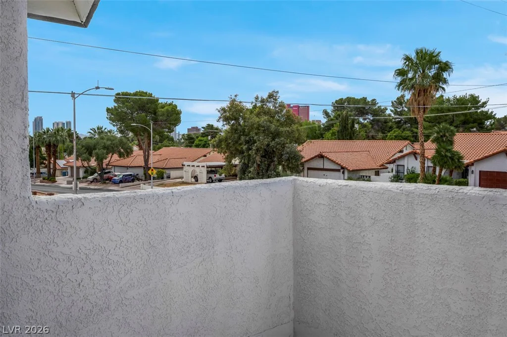 3200 Oakey, Las Vegas, NV 89102
