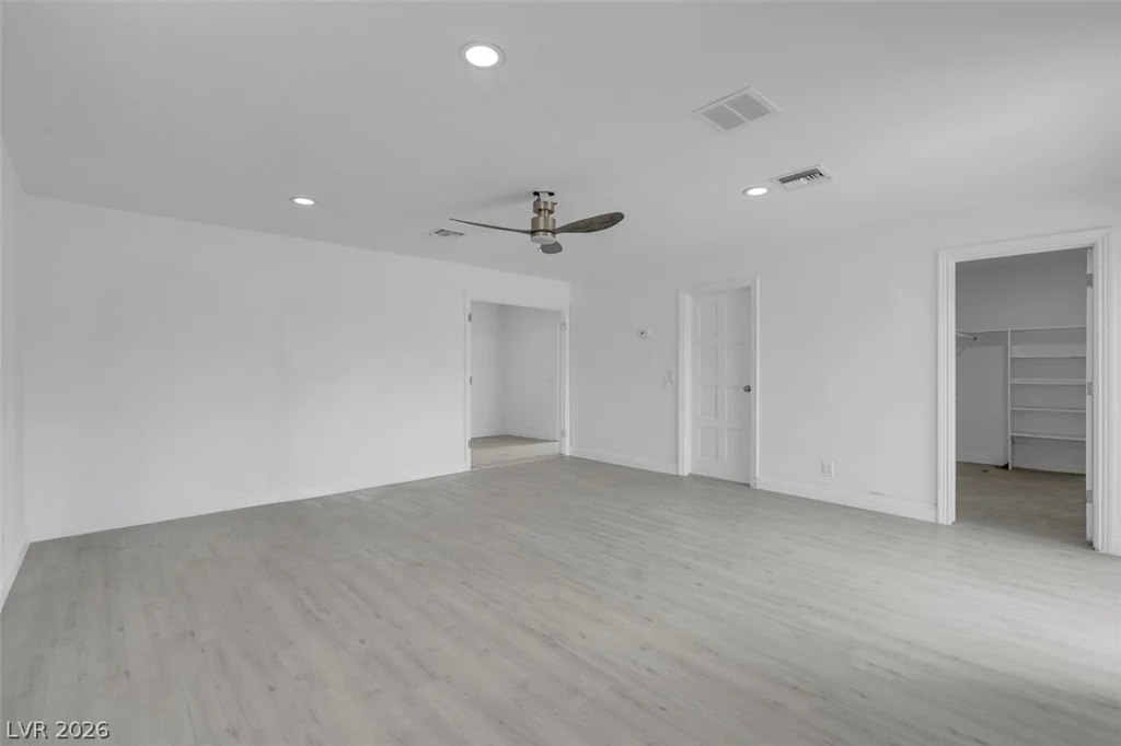 3200 Oakey, Las Vegas, NV 89102