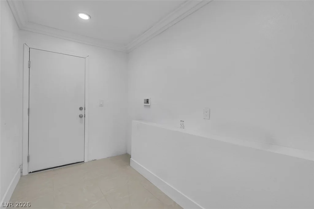 3200 Oakey, Las Vegas, NV 89102