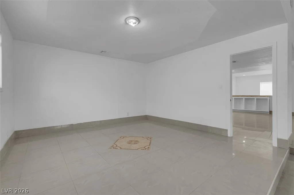 3200 Oakey, Las Vegas, NV 89102