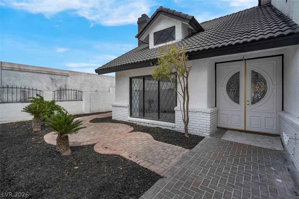 3200 Oakey, Las Vegas, NV 89102