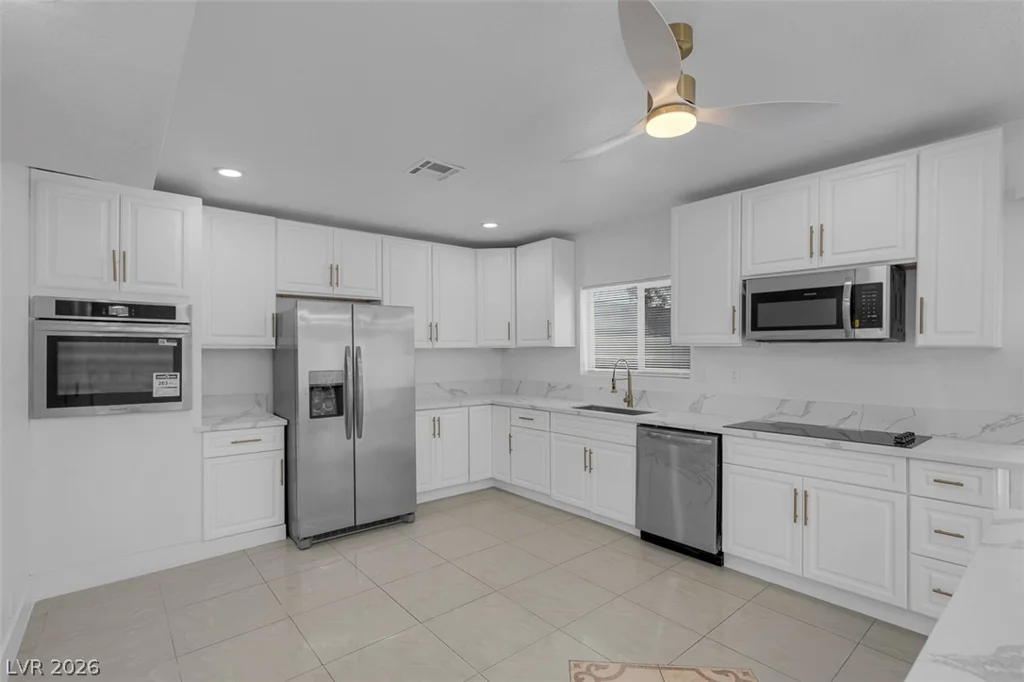 3200 Oakey, Las Vegas, NV 89102