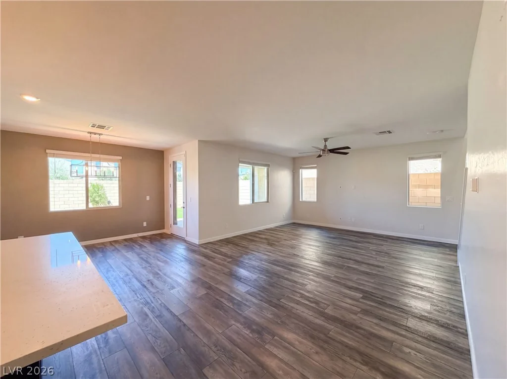 5629 Lowell Cliff, North Las Vegas, NV 89081
